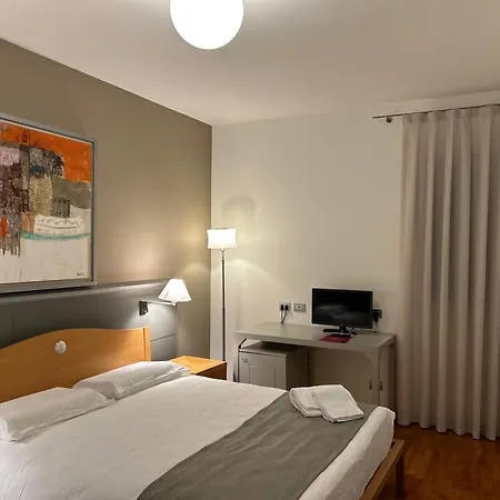 Hotel Eli Caffe 3*