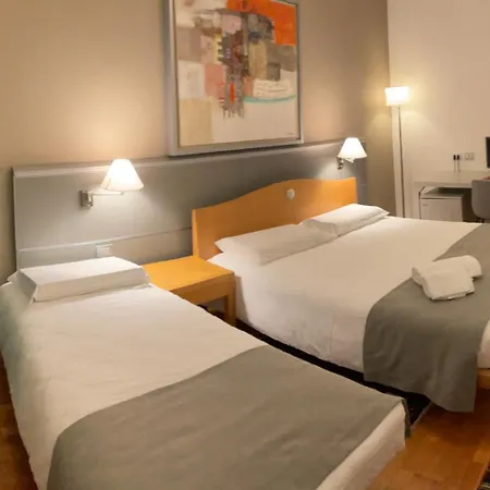 Eli Caffe Hotel
